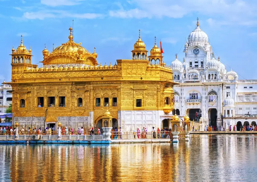 Chandigarh to Amritsar taxi service — Sai Cab Service