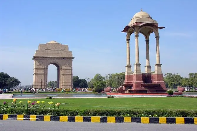 CHANDIGARH to Delhi taxi service — Sai Cab Service
